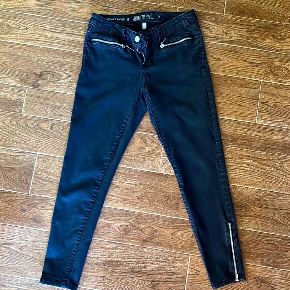 Jennifer López Black Skinny Ankle Size 6